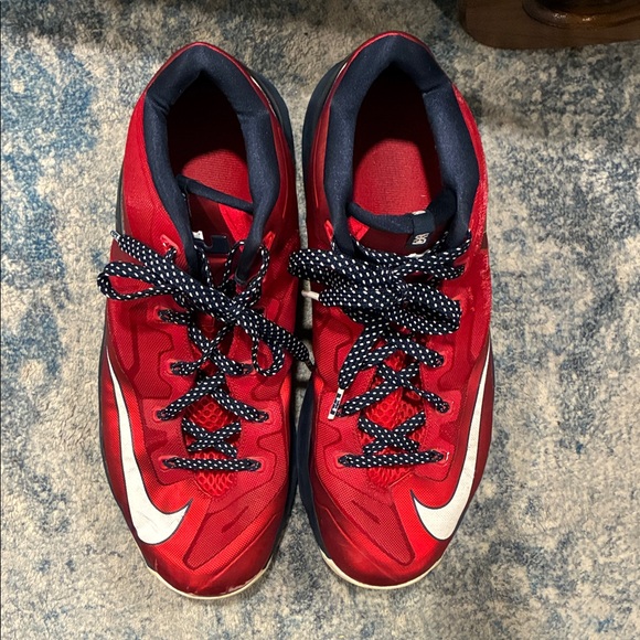 Nike Red and Navy Basketball Shoes with White Swoosh - Picture 6 of 6